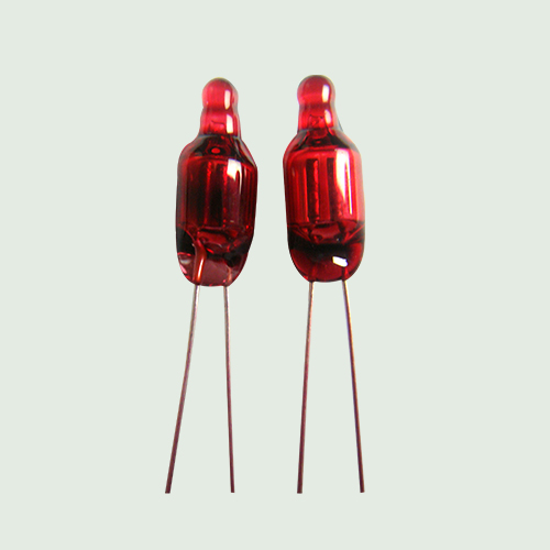 紅色玻璃殼氖燈