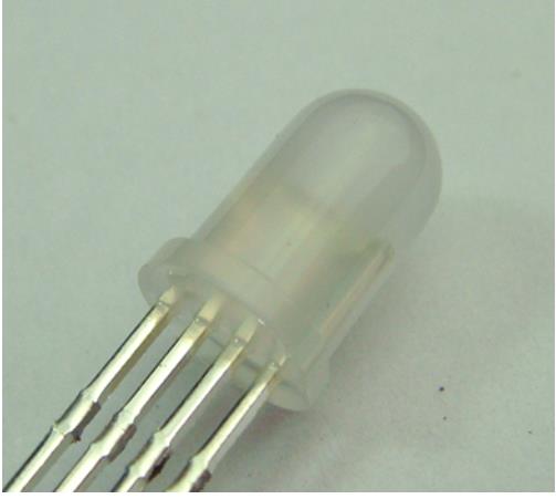 四腳全彩發光二極管.jpg 四腳全彩發光二極管.jpg