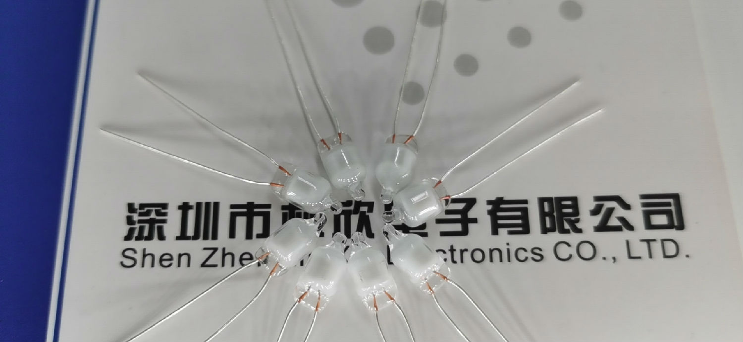 深圳林欣電子6*13藍色熒光氖燈.jpg 深圳林欣電子6*13藍色熒光氖燈.jpg